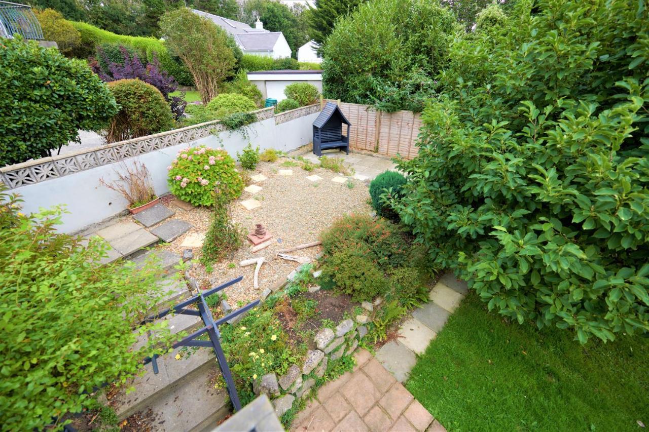 Sea Gem- Beautiful Family Home With Stunning Sea Views & Garden Тенби Экстерьер фото
